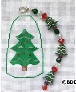A christmas tree ornament and its bead pattern.