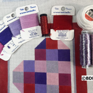 Alternative view of Bettys Heart with scalloped acrylic tray, fibers, stitchguide